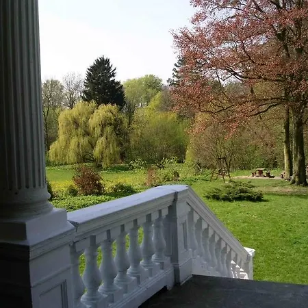 Pałac W Janowie Gospodarstwo agroturystyczne Janów